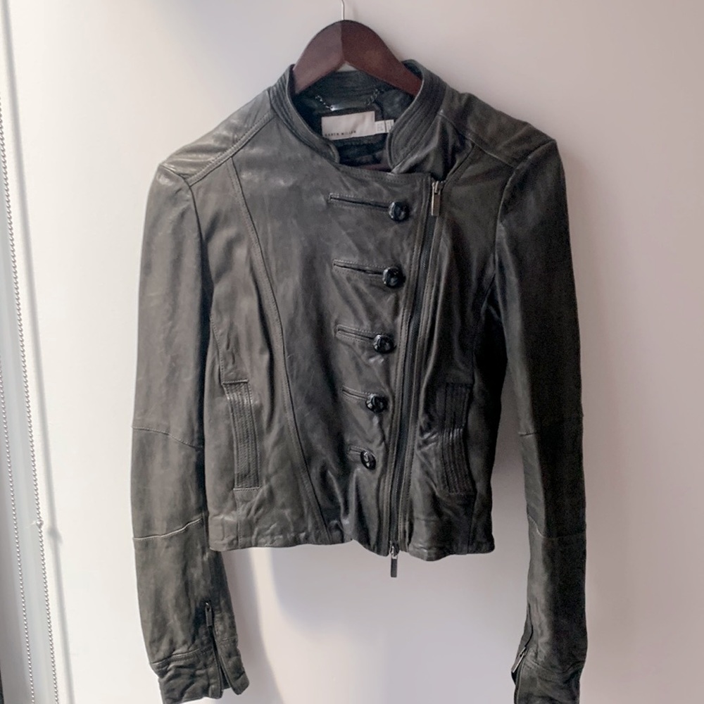 Cropped leather jacket